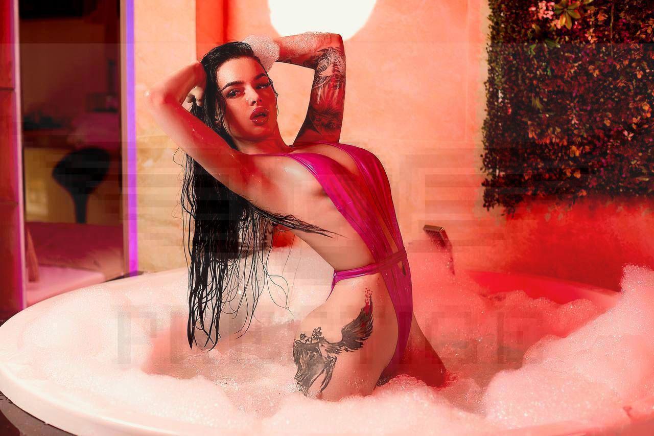 Cortney 2